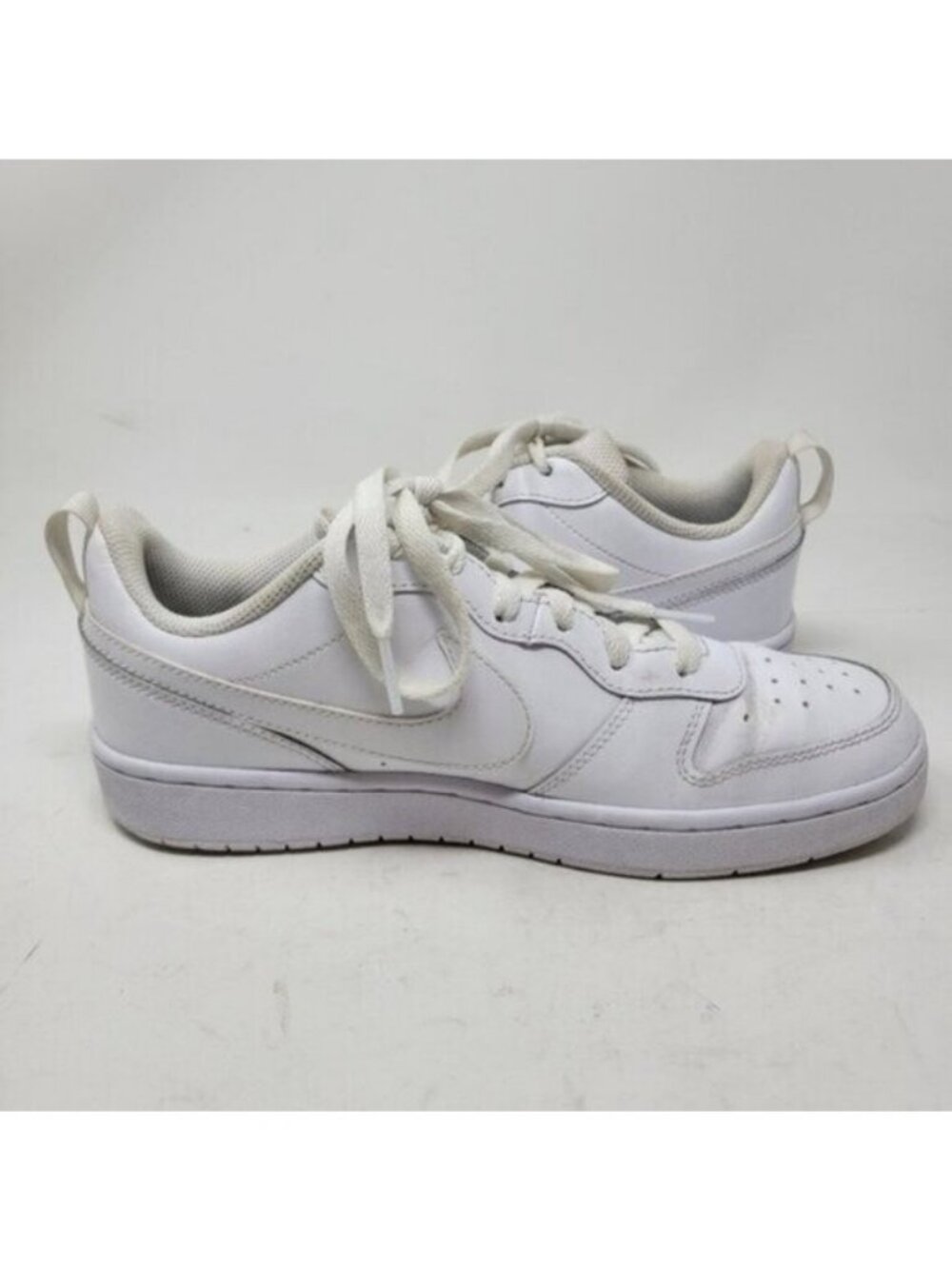 Nike | Court Borough Low 2 Big Kids Sneaker Shoe White - Picture 3 of 14